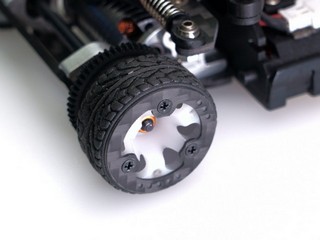 PN Racing Mini-Z Carbon Slip Rings 23.4mm for MR2085 Wheel