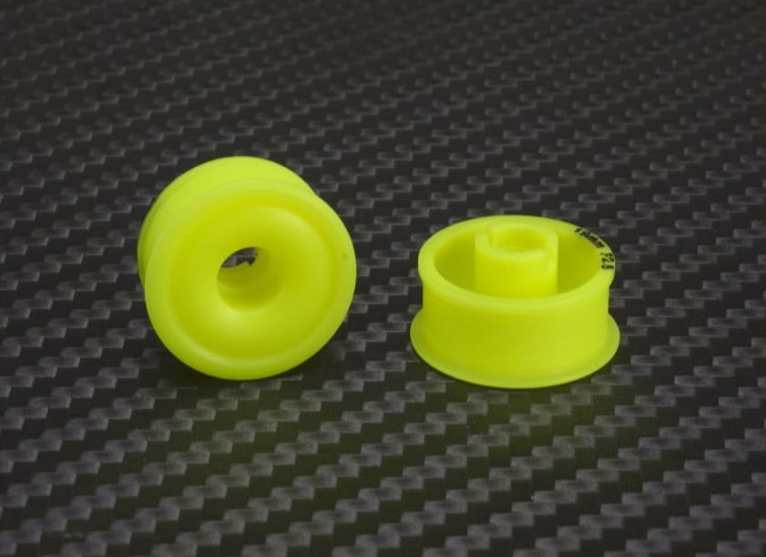 PN Racing Mini-Z 2WD Machine Delrin Cut Yellow Formula 8.5x19mm Flanged Wheel F05