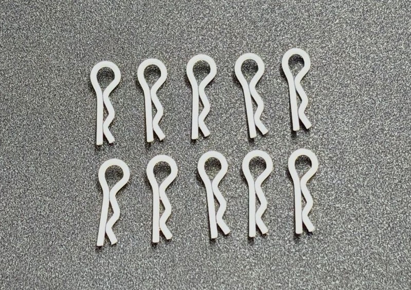 Marka Racing Body Clips 1/28 con Angolo a 30 Bianco (10Pz)