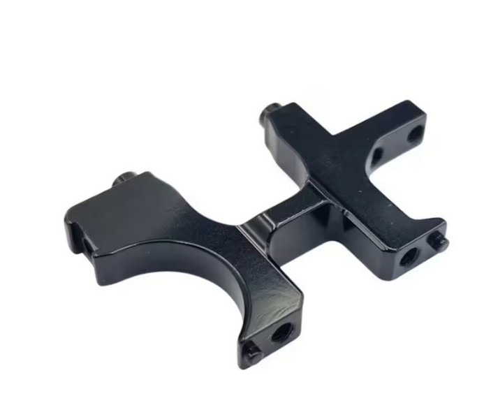 RC MAKER RCM-SP-2066 - SP1 Aluminum Front Left Bulkhead V2 (1)