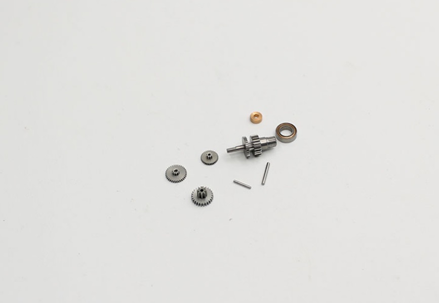 Reflex Racing - RRE007-1 Servo Replacement Gear Set with Pins and Bearing