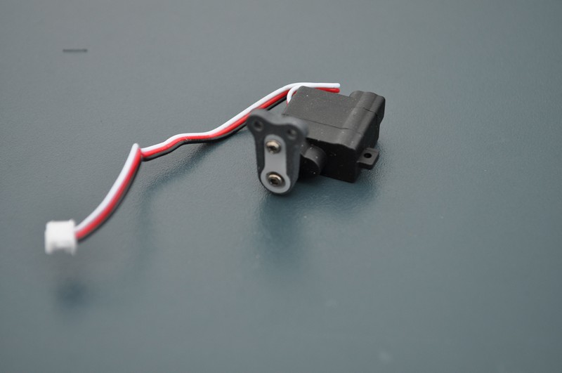 Vitamin Z SER-001 - DS28 Servo (1pc)